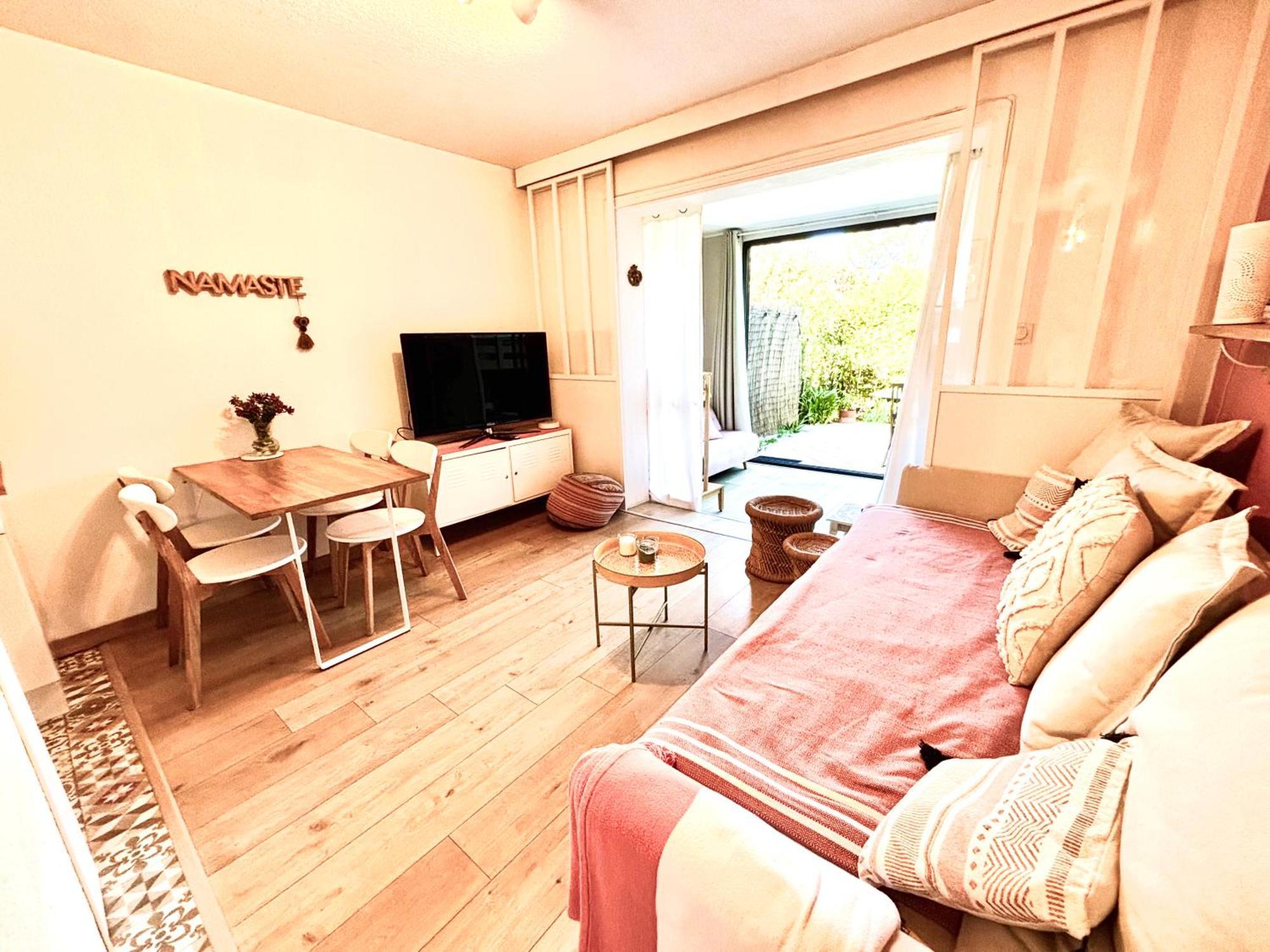 La Petite Pinede Studio Climatise Proche Plage Sanary-sur-Mer Buitenkant foto